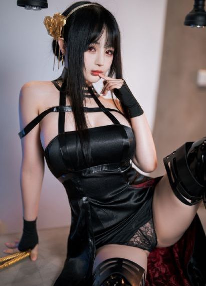 老师美女被吸乳得到大胸动漫_国产剧完整视频观看